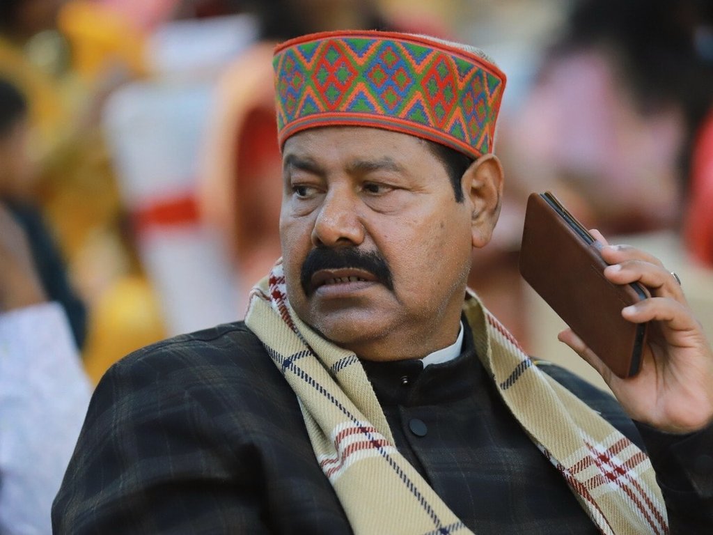 RJD MLA Bhai Virendra from Maner, Bihar, not only abused a Dalit Panchayat Secretary but also threatened to beat him with a shoe. This is shameful and a blatant example of systematic caste oppression. We demand an FIR against the MLA and immediate protection for the victim.