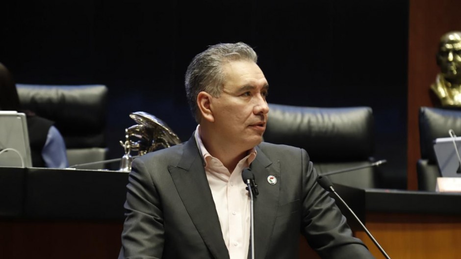 #México 

Adelanta senador que EUA podría no aplicar aranceles unilaterales a México

elcomentario.ucol.mx/?p=229967

#ElComentario #ArancelesUnilateralesEUA #RevisiónTMEC