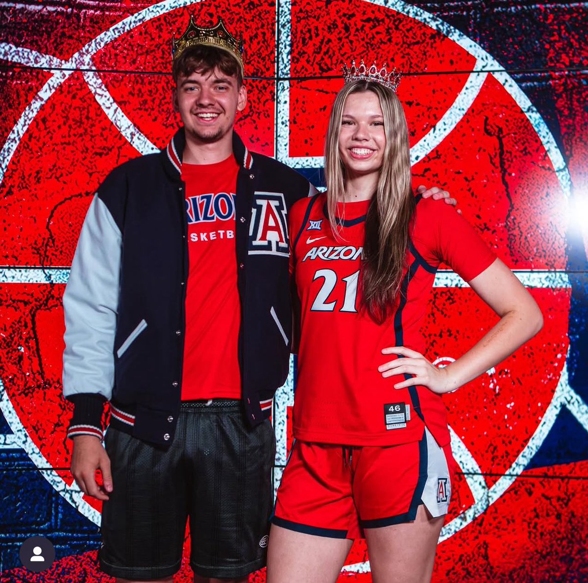 calliehinder's tweet image. So happy I got to go down today and watch a team practice with @ArizonaWBB, some pics from my official, thank you @beckyburke11 and the whole staff, it was so much fun! #notcommitted #beardown @MtnWestPremier
