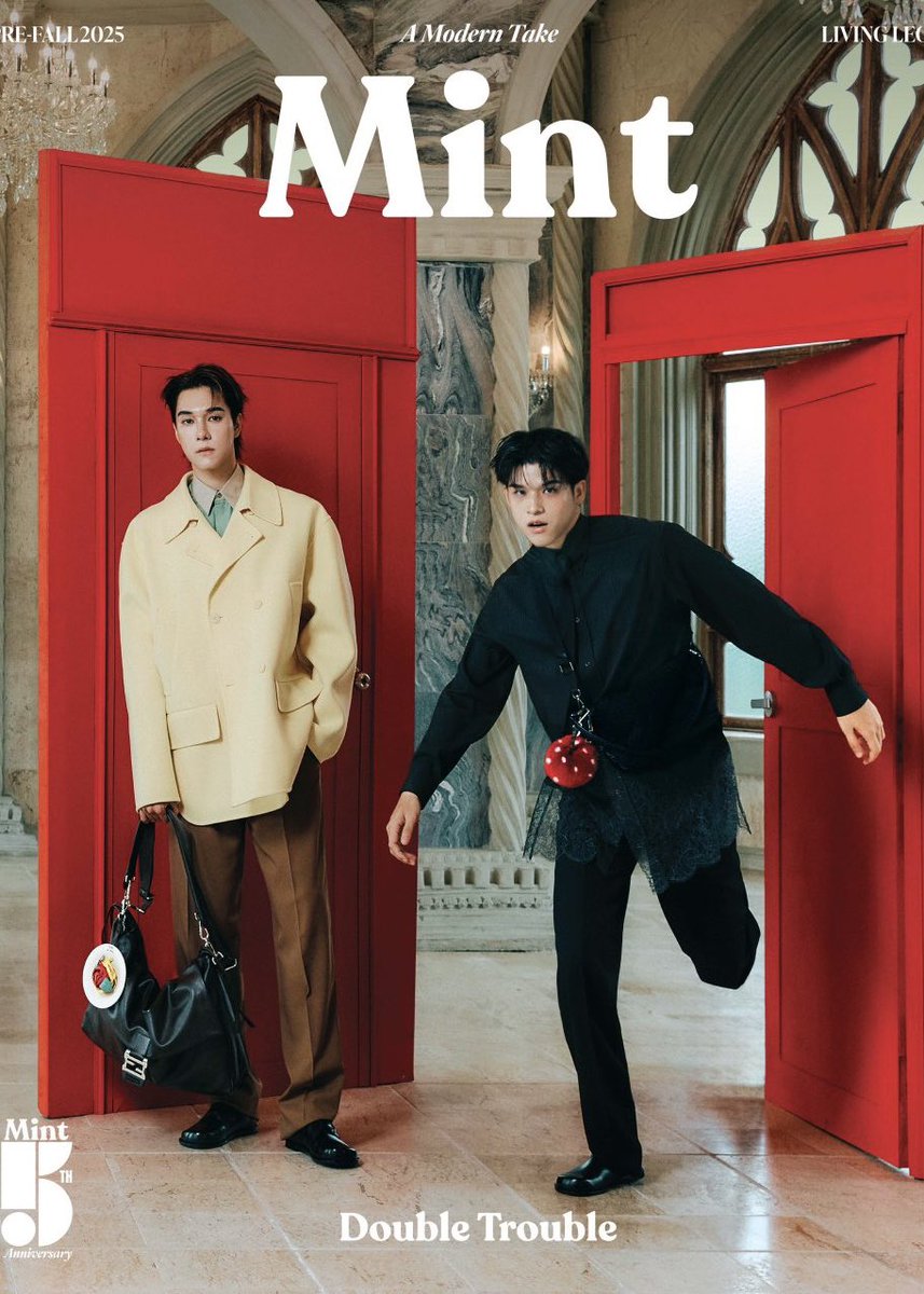 _2228sn's tweet image. ดาราเด็กกับป๊าและพ่อได้ถ่ายปก Mint Vol.29 ด้วยเหรอ น่ารักจัง ㅠㅠ 🩵🩷
#skywongravee
#hirunkit_
#SMYLE
#NEONA