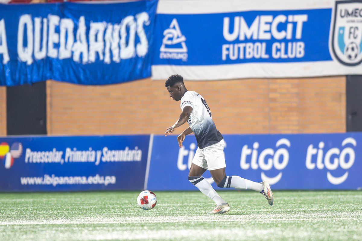 fcumecit's tweet photo. FINAL 🕓 | Triunfo 🔥 en casa, con uno menos💪.

El tanto de Jesús Araya nos da la segunda victoria en nuestra segunda jornada. 

J2 UME 1-0 DAU.

#somospanamanorte #umecistas #somosumecitfc https://t.co/l7ohzSzW32