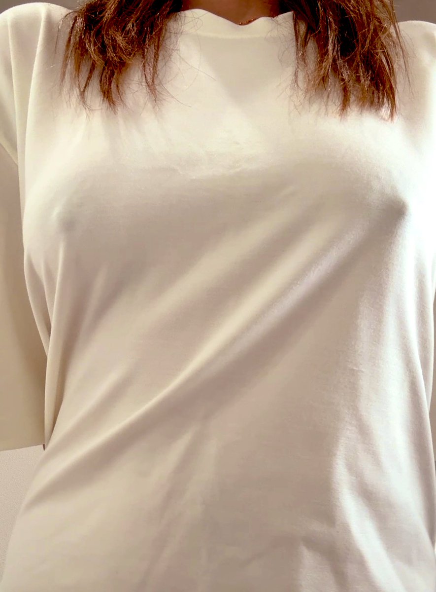 今日も暑いね🥵
外気温が41℃になってた💦💦
トロトロになっちゃう🫠❤️
生きてイケない🥹

なにか見えた人は今日いいことあるよ❣️