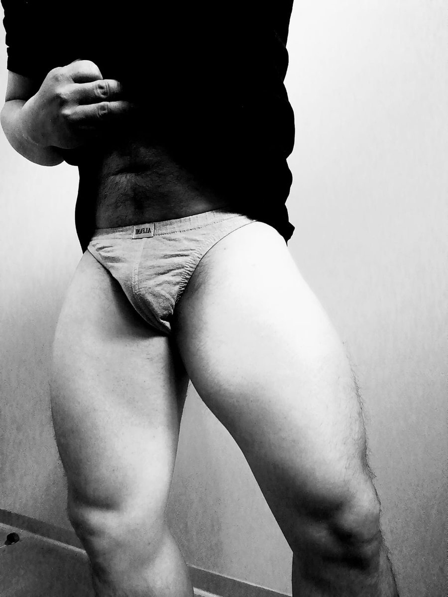 El amigo presumiendo el piernon salvaje 🤤🤤🤤