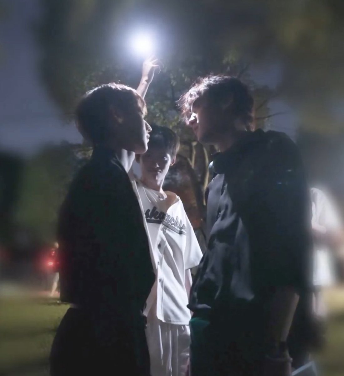 iovziyu's tweet image. HSHAIHAKAHAJHAJS 😭😭

#RevengedLove
