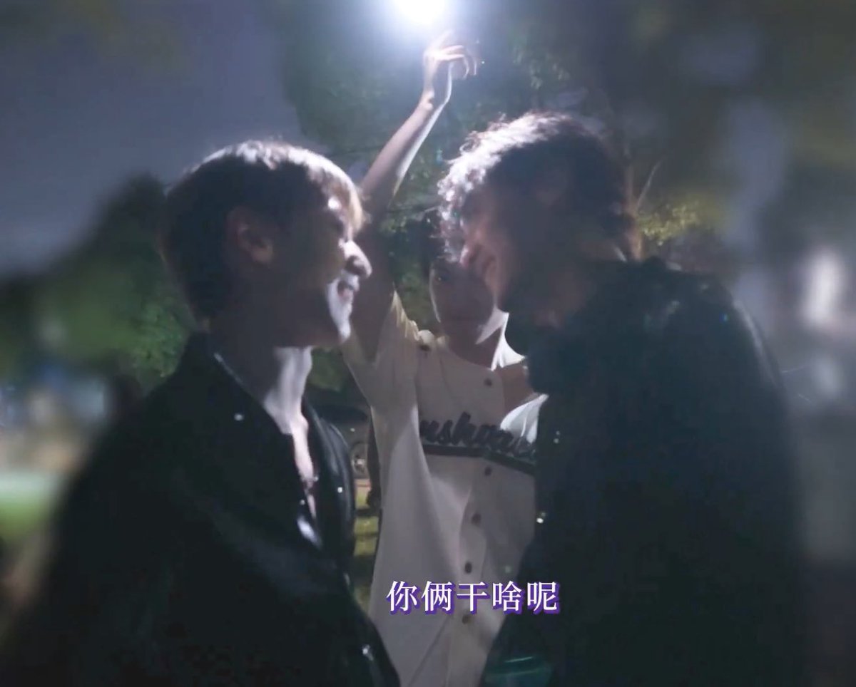 iovziyu's tweet image. HSHAIHAKAHAJHAJS 😭😭

#RevengedLove