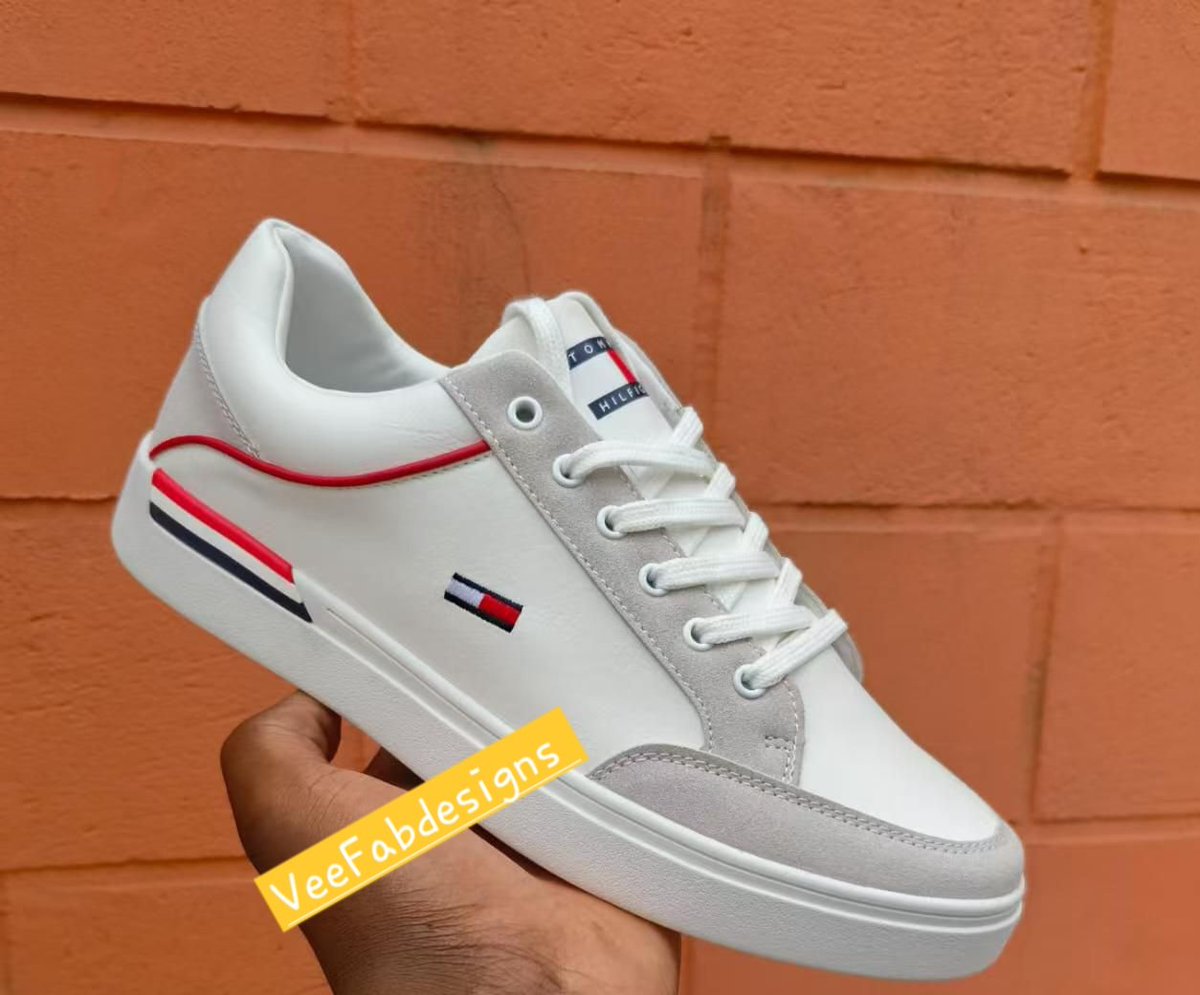 veemwega2's tweet image. Elevating the sneaker convo to cloud nine ☁️🗨️
Size 40-45 @3500
☎️0724894850
Pay after delivery ✅️