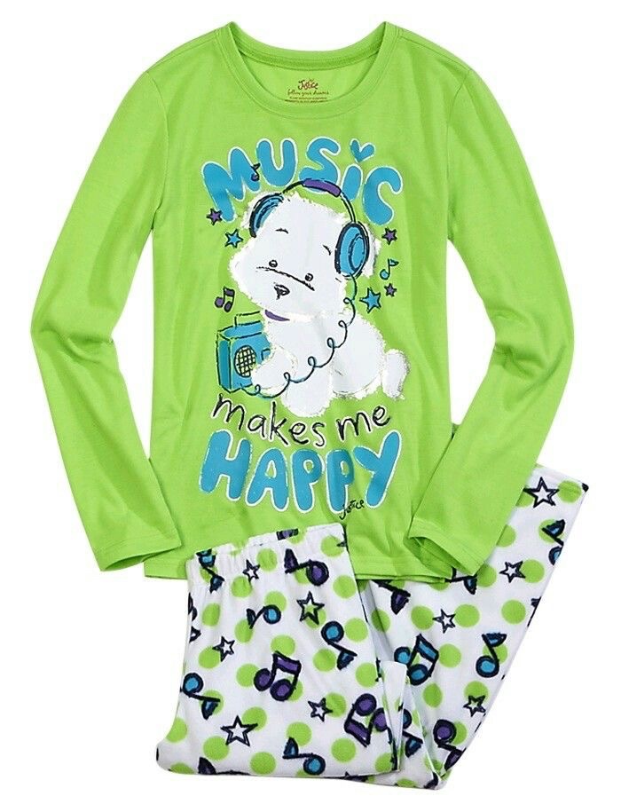 sp00ky_pr1ncezz's tweet photo. That was super fun! Awww no! It’s time to get ready for bed.. what will you wear? https://t.co/SbiHvbD9JQ