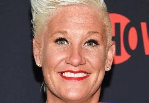 ust watched “Worst Cooks in America” and it was kinda weird they had a 5-second tribute to Anne Burrell at the end. I had expected they would open the show with some acknowledgment that she had died.