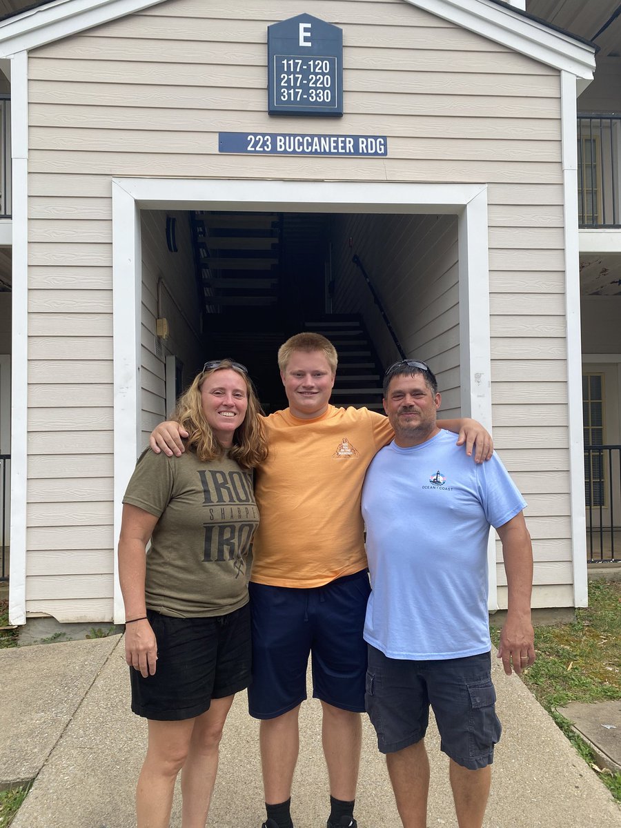 Move-in day for Devin #ETSUBucs