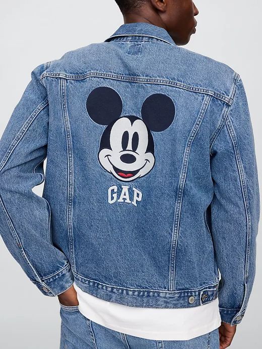 SneakerShouts's tweet image. PRICE DROP: 65% OFF the Disney x Gap Icon Denim Jacket "Mickey Mouse"
BUY HERE: buff.ly/33rqbJt