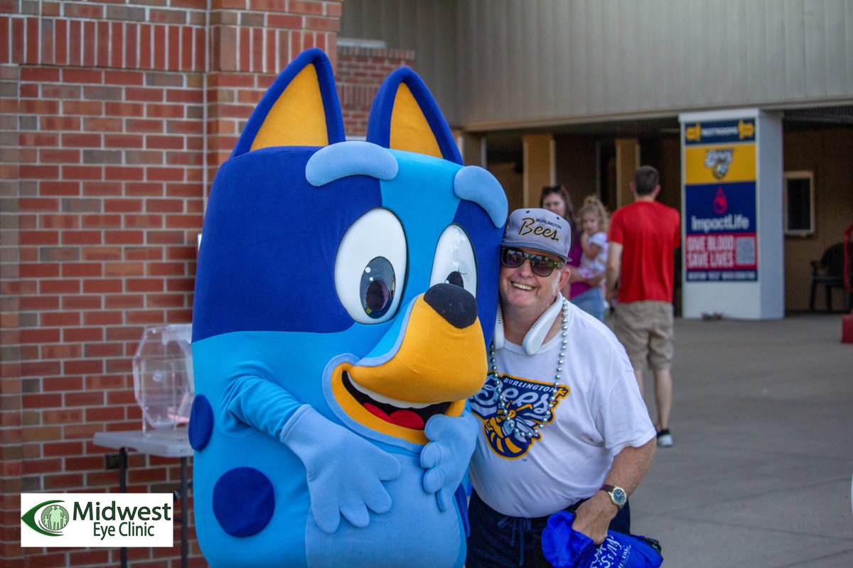 BurlingtonBees's tweet image. FRAMES OF THE GAME: Bluey's Birthday Bash, Last Pups and Pints of the season, and a big Monday Win!
Presented by Midwest Eye Clinic!
