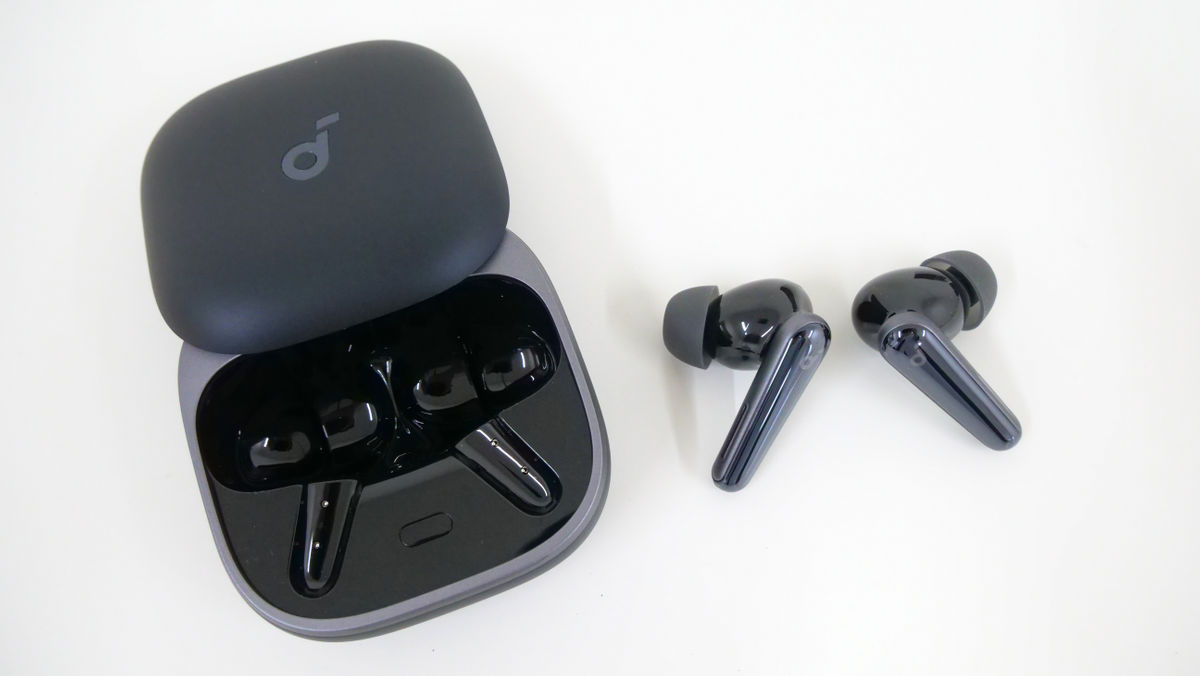 gigazine's tweet image. ウルトラノイズキャンセリング3.5、高音質コーデックLDAC、Dolby Audioなどに対応したAnkerのワイヤレスイヤホン「Soundcore Liberty 5」など53種類のアイテムが以下のプレゼント記事で当たるのです！#GIGAZINEプレゼント gigazine.net/news/20250725-…