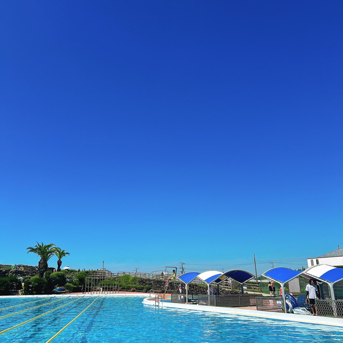 miimelo🤎 (@miigmapdb) on Twitter photo プール日和🏝️
連日の疲れと睡眠不足で絶不調
夜まで耐えられるか...
早く帰ってゲームしたいww プール日和🏝️
連日の疲れと睡眠不足で絶不調
夜まで耐えられるか...
早く帰ってゲームしたいww