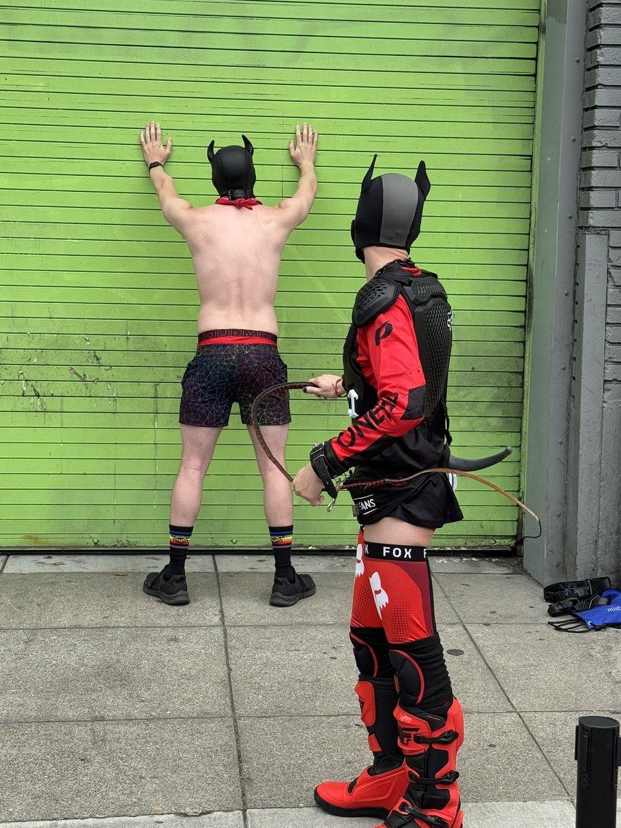 <a href="/PupCrimson_/">Crimson🔜Dore</a> asked if I wanted to try something new at Dore

Decided it’s not for me. But damn did it look cool 😈