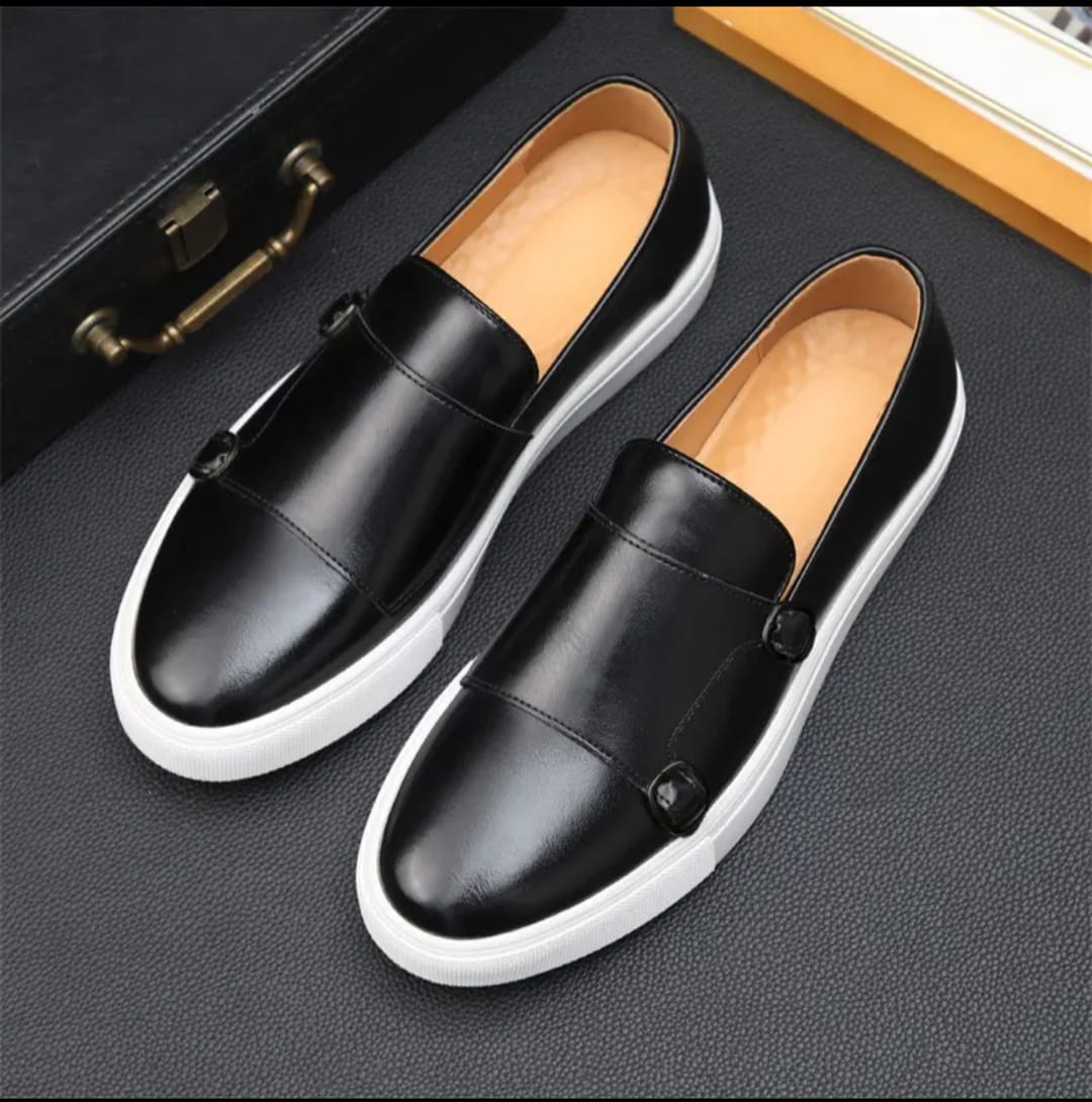 veemwega2's tweet image. Casual strut vibes 🔥
Size 40-45 @4200
☎️0724894850
Pay after delivery ✅️