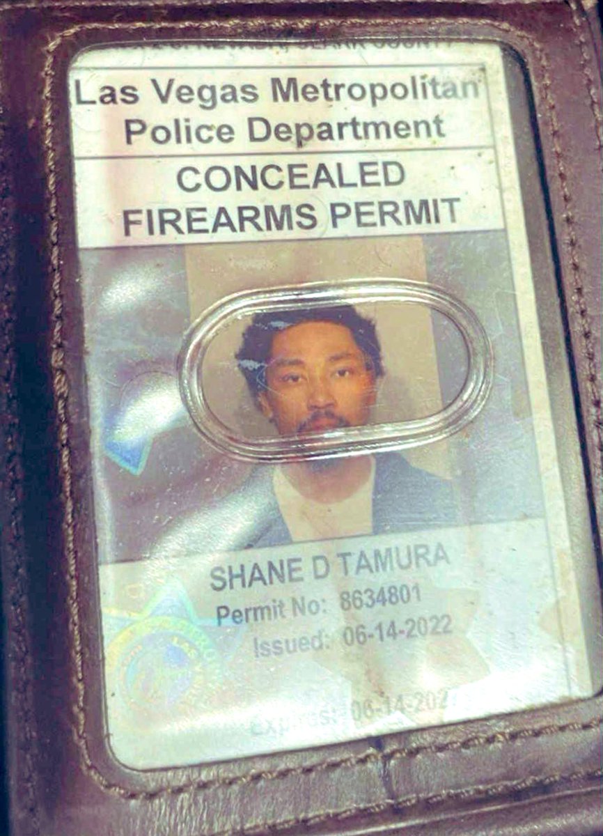KAMAL__09's tweet image. CNN described the Manhattan gunman, 27-year-old Shane Tamura of Las Vegas, as “possibly white.”
Tamura, clearly not white, took the life of an NYPD officer and at least four other innocent people on Monday in a Park Avenue building.
You don’t hate legacy media nearly enough.