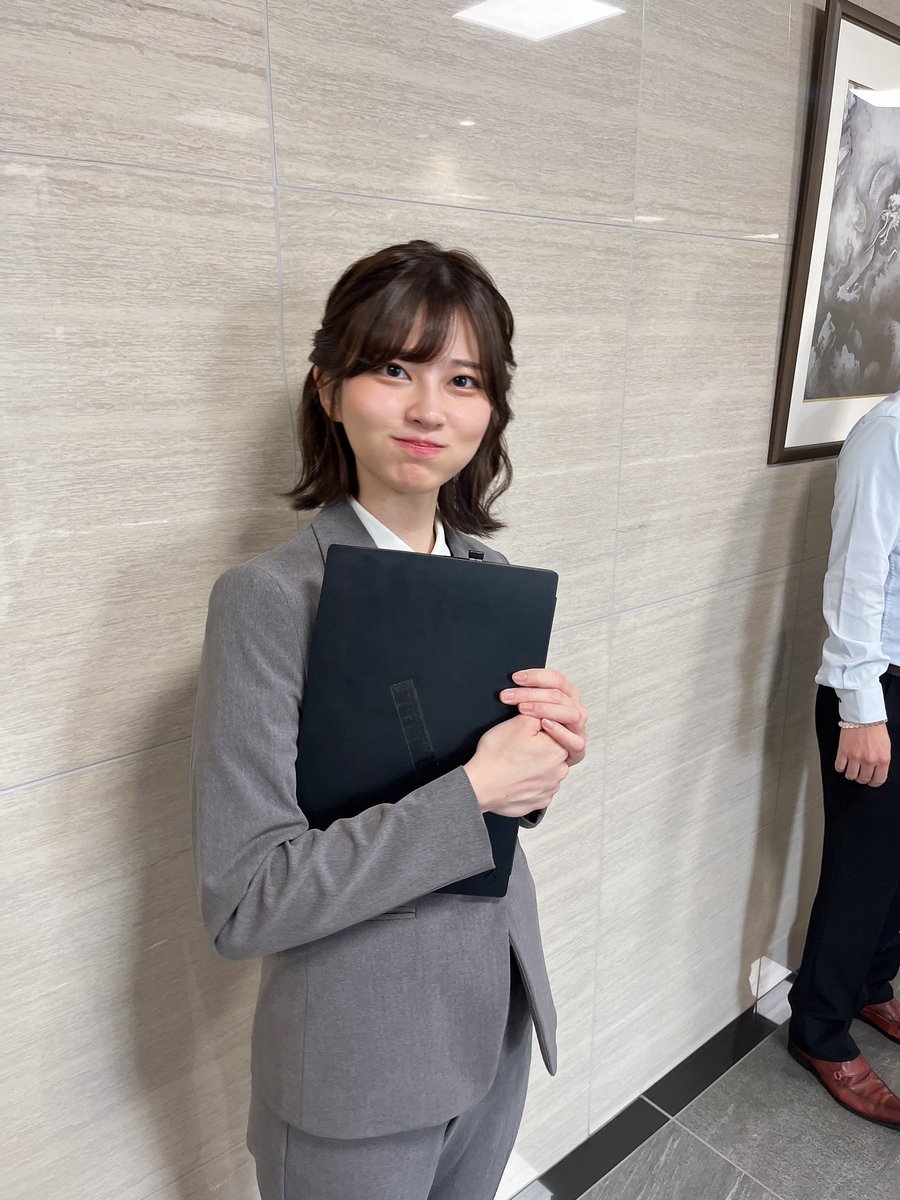 MauroJona's tweet image. - what a beauty 🇺🇸
- totemo kireina josei 🇯🇵
- she's pretty 🇬🇧
- really cute 🇨🇦
- wong wadon ayu banget 🇮🇩
- c'est une bellle femme 🇫🇷
- ¡Peron la concha de tu madre! 🇦🇷