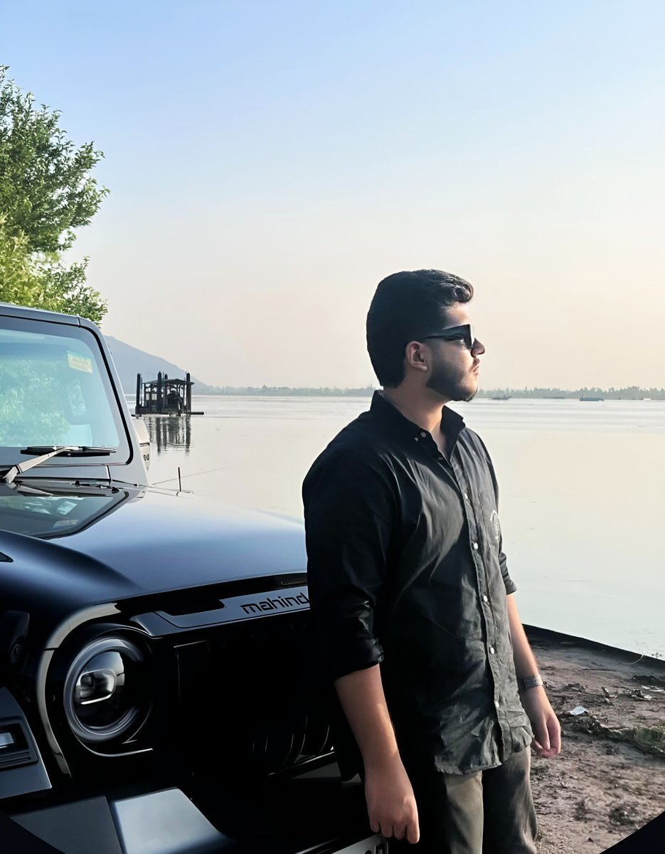 Manan Anand, 20, attempted to kill an elderly man on 
a scooter in Jammu. 

His anger and arrogance suggest a spoiled upbringing.
He is currently decamp.

#JammuKashmir