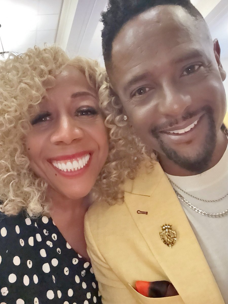 MsPattyJackson's tweet image. Actor #BlairUnderwood has a new book project #SinsofSurvivors. I caught up with him at The Wilmington Public Linrary