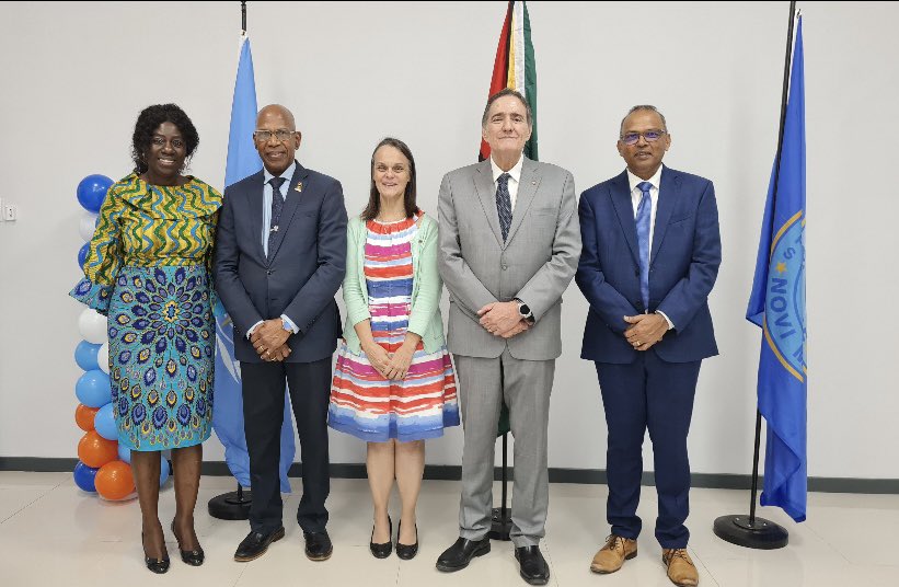 DirOPSPAHO's tweet image. Great meeting with Adrienne Galanek, Deputy Chief of Mission at the U.S. Embassy 🇺🇸 in 🇬🇾 . Thank you for your continued partnership with PAHO in support of the health of the people of #Guyana.