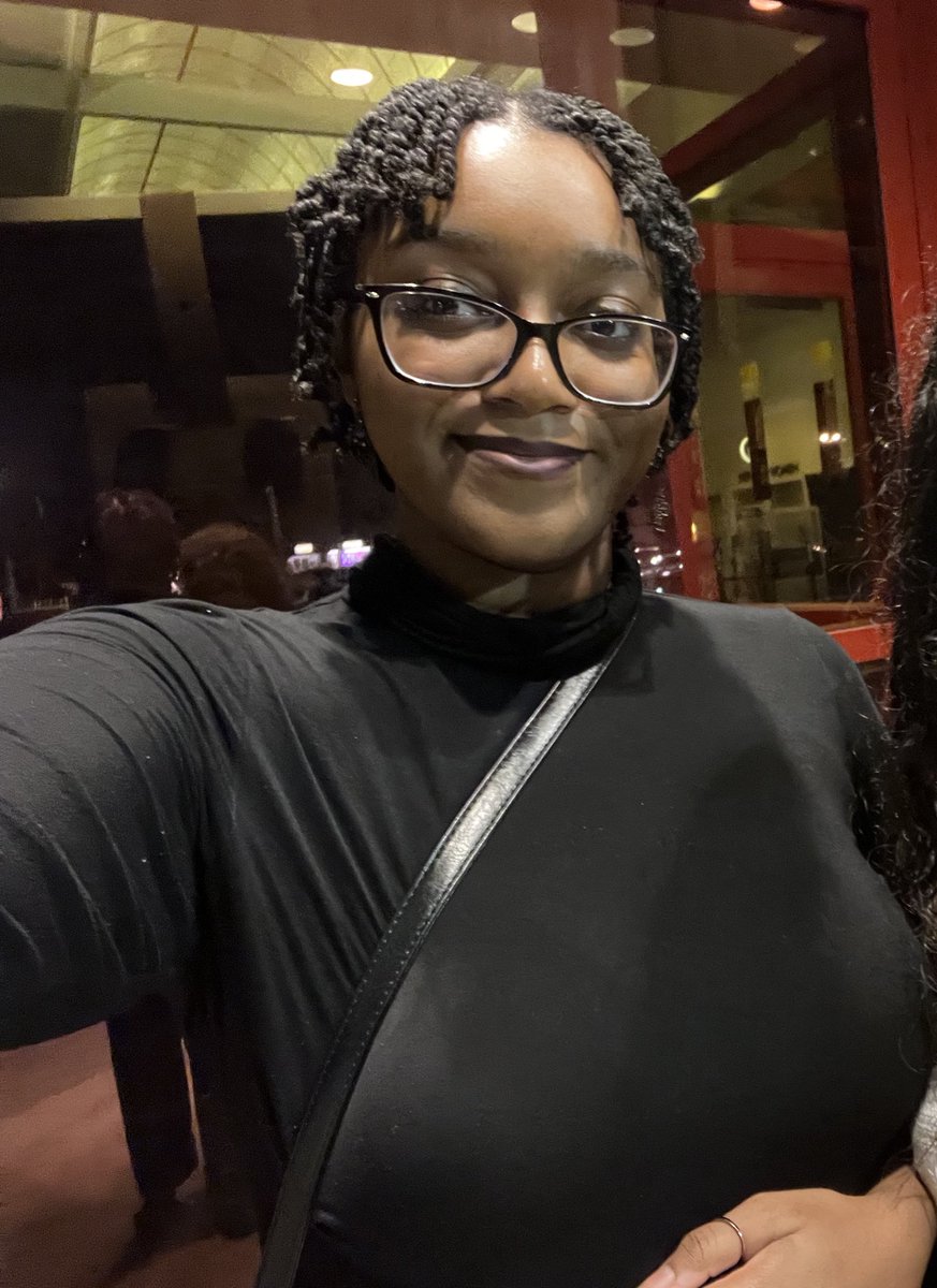 Autumnia4's tweet image. I think short hairstyles look way better on me🧛🏾♀️🧛🏾♀️🧛🏾♀️