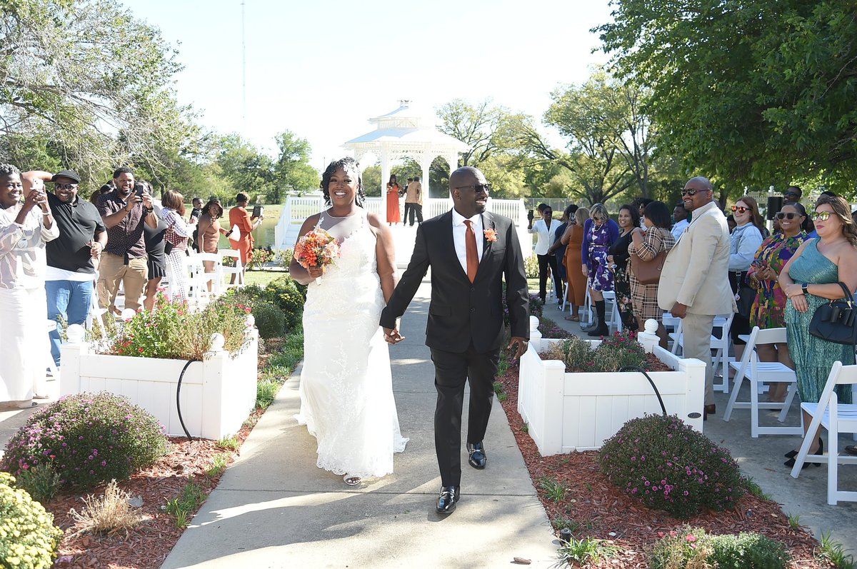 I love you more today than all the years before! Cheers to many more years of doing life with you!🥂😘

Happy Anniversary, my Love!🩷
#BookerBlessings✨️