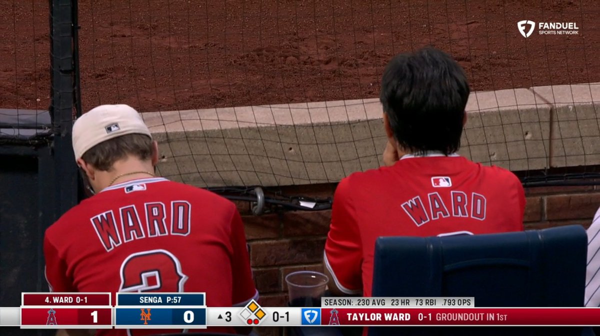 The jersey difference is so bad lmao