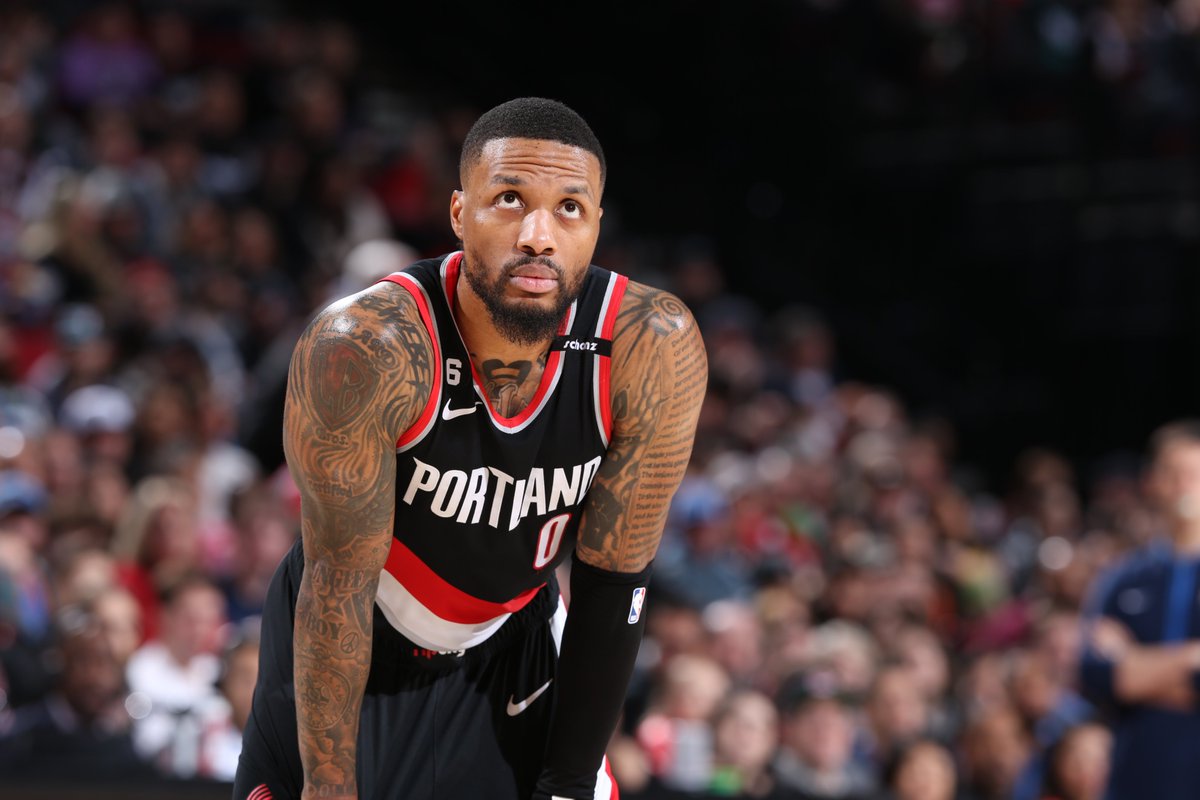 trailblazers's tweet image. Damian Lillard's official press conference will take place tonight at 6 P.M.
Fans can watch live at trailblazers.com/now.