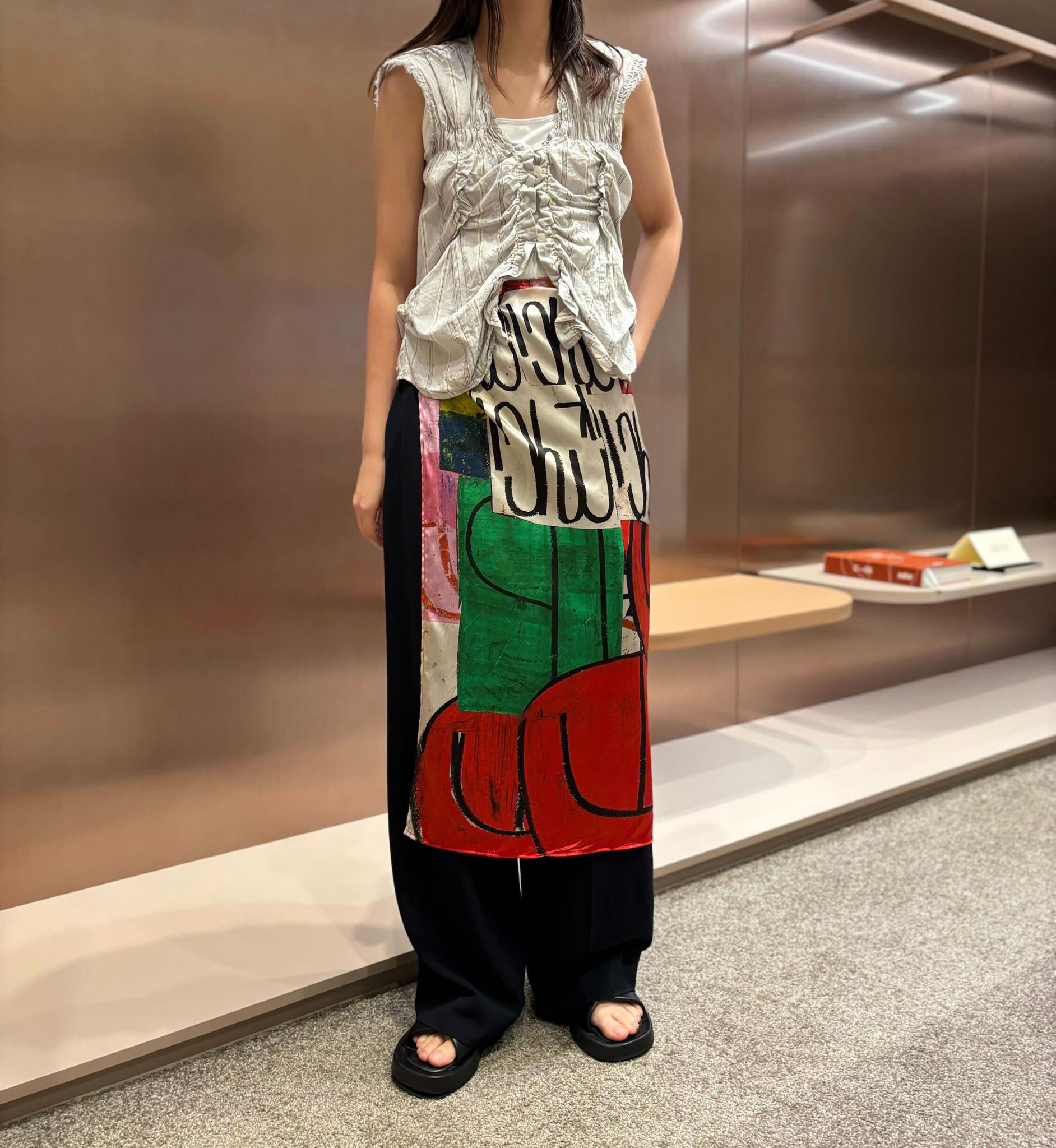 希少✨️【HAND×HERALBONY】限定コラボ　アートスカーフ 希少✨️【HAND×HERALBONY】限定コラボ アートスカーフ - メルカリ