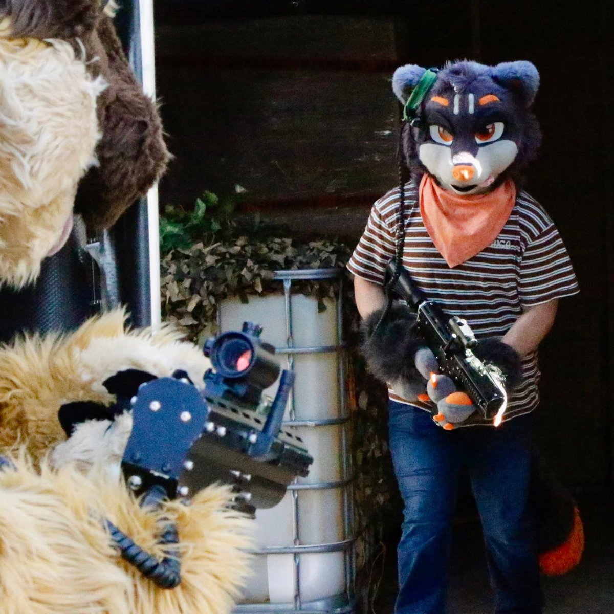 Slyy_racc's tweet image. It me I’ll be at aurawra plz come say hello to me and take photos with me 👉👈
