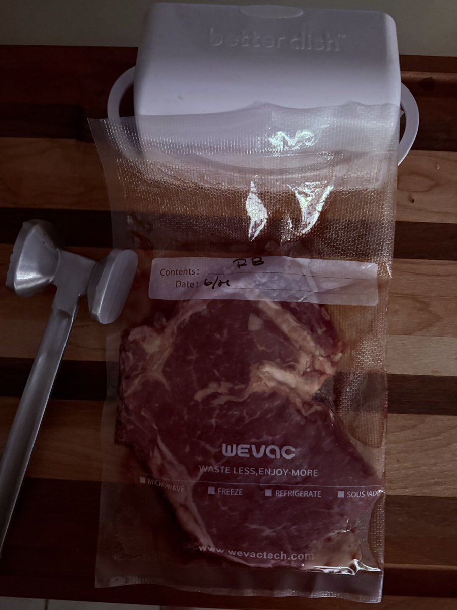 T1D_Cowboy's tweet image. Sometimes I like to beat my meat.Not the best pics and just bacon and eggs earlier.#My T1DLifeBBBE