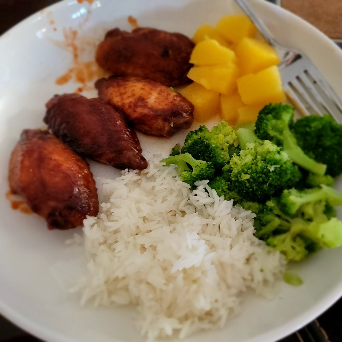 SamanthaRedeemd's tweet image. Hubby made Hawaiian barbecue wings 😋