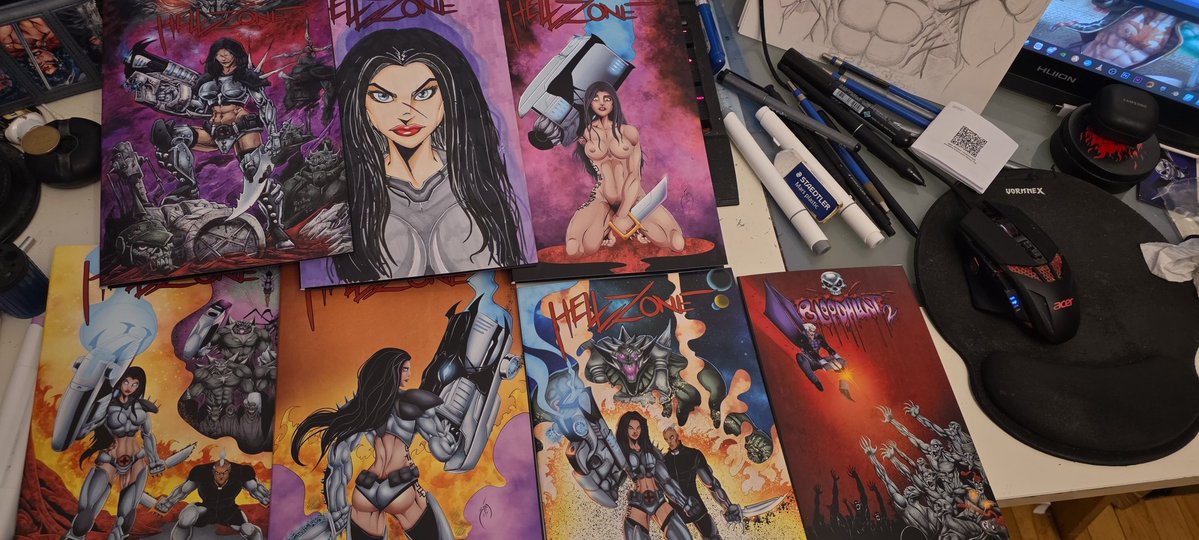 Simon_Pothier's tweet image. The 2nd proofs came in today and everything looks good, I'll be sending the ok to go to print tomorrow. Also did a quick sketch cover test.