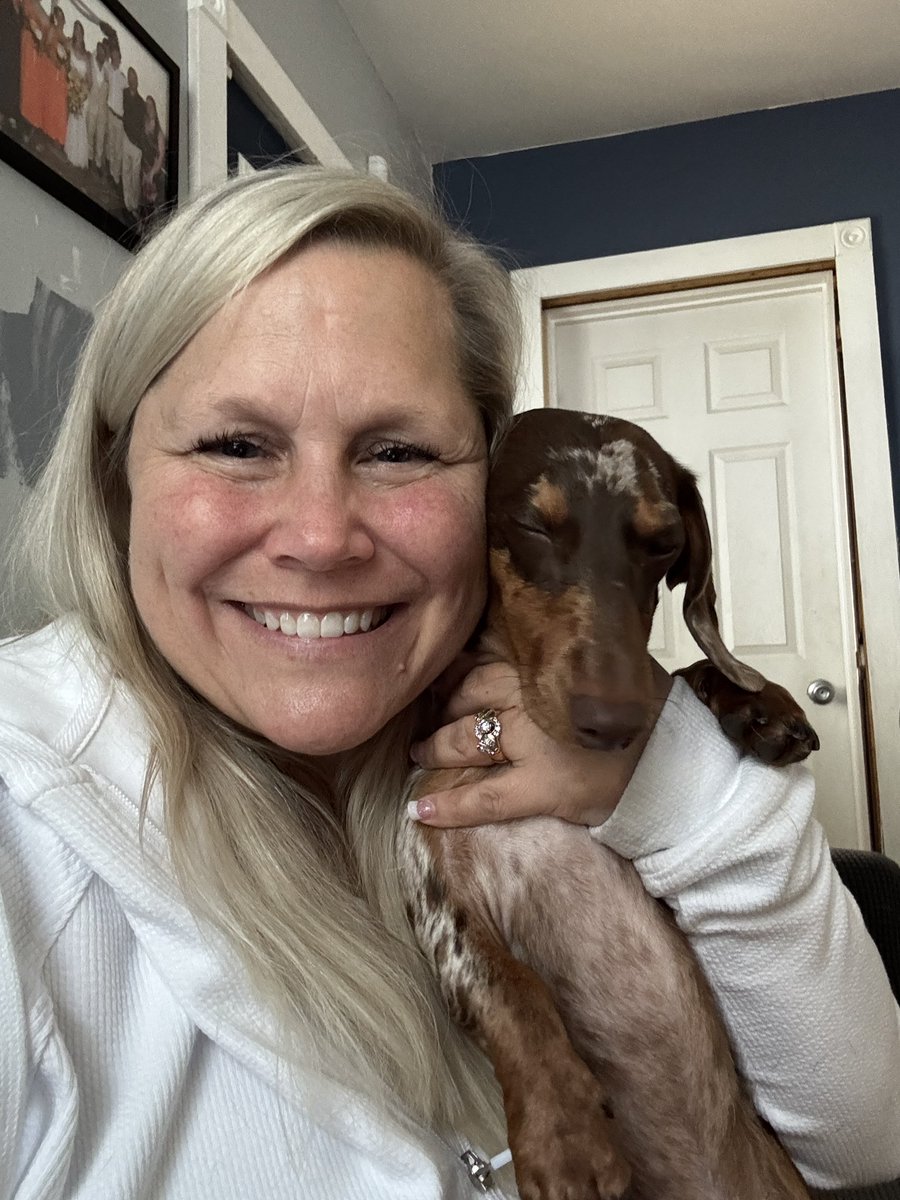 RamosFamily7's tweet image. Maybe the the 3rd post today is the charm! 10 amazing people can change my classroom by sending a $10 gift card to purchase the stools! Is one of those amazing people you? ❤️
Gus says- please help my mama!
@amazon #clearthelist #BetterTogether
amazon.com/hz/wishlist/ls…