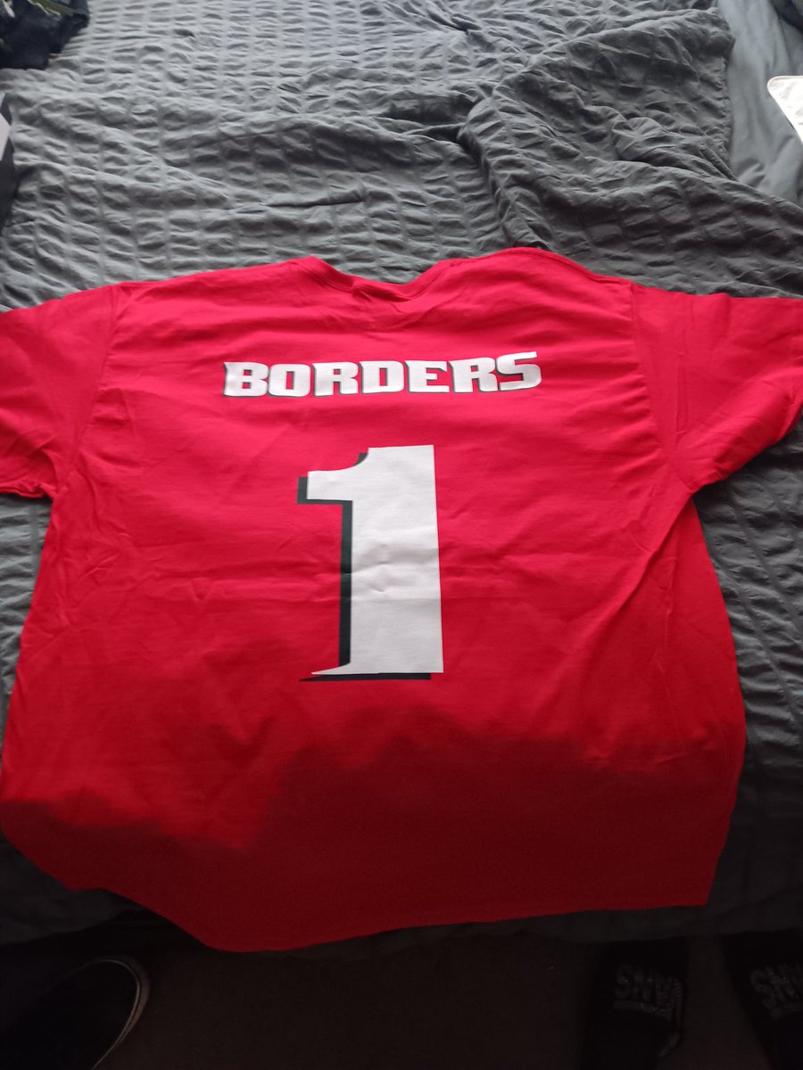 <a href="/ChiefBorders/">C H I E F👣</a> Hail to the Chief! Had to represent for this season.