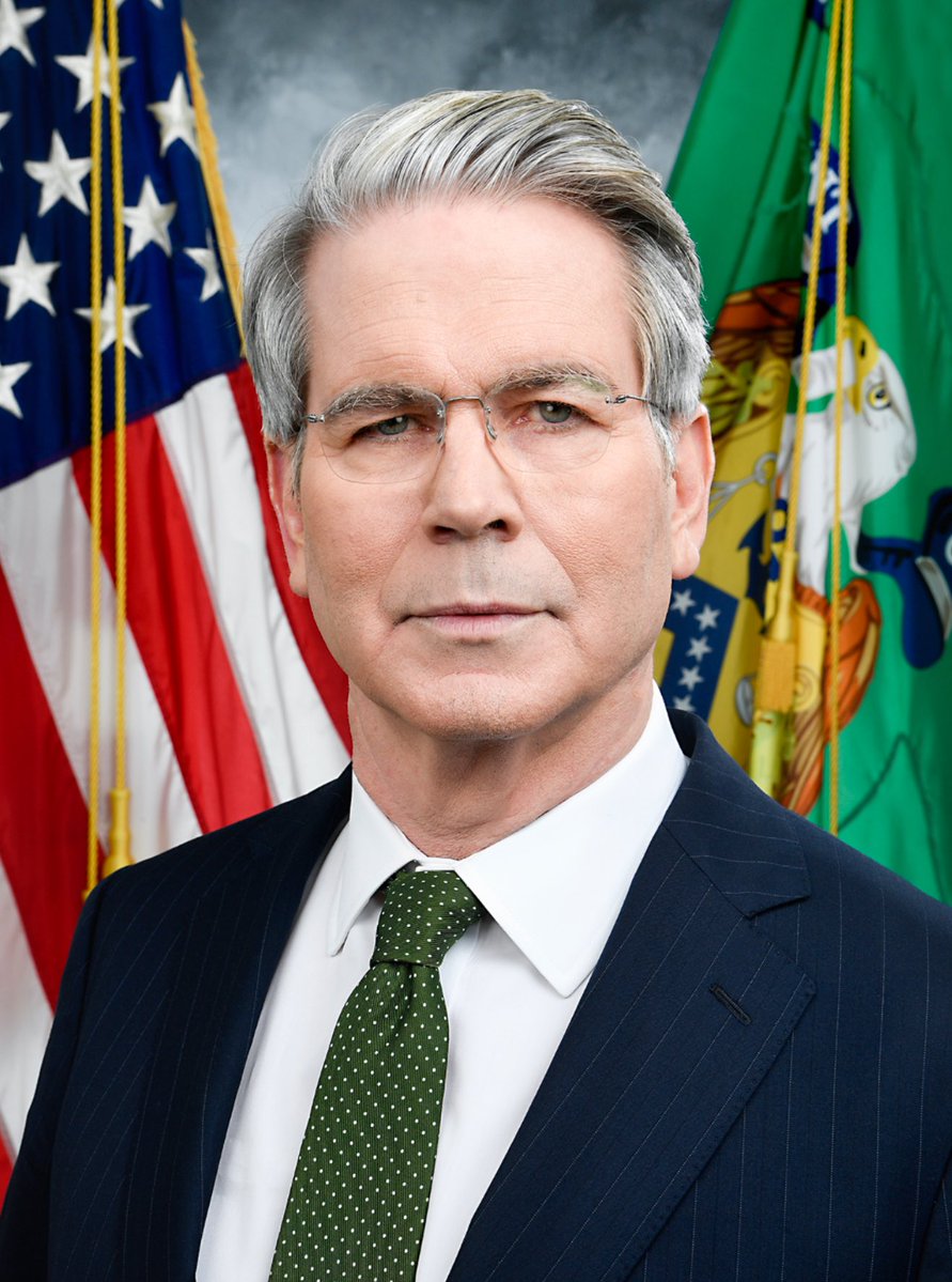 MAGAVoice's tweet image. Do you support Donald Trumps Treasury Secretary exposing Federal Reserve’s Jerome Powell daily ?