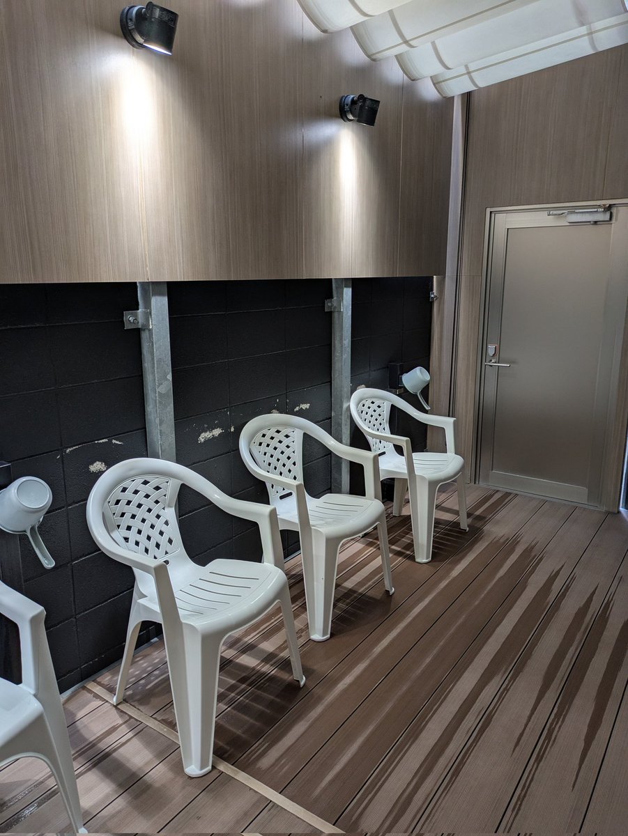 shiromizuyu1126's tweet image. おはようございます〜白水湯です♨️
本日も暑いですね😅
今日の薬湯は疲れに、痛みに効く。火龍湯🔥
燃えたぎるように薬湯に入り、キンキンの極的クールに入ればモウそこは天国です👼
1時間に3度のオートロウリュ&アウフグースも完備してますよ✨️
ご来店お待ちしてます❗️
(ぴのしー)☻
#白水湯