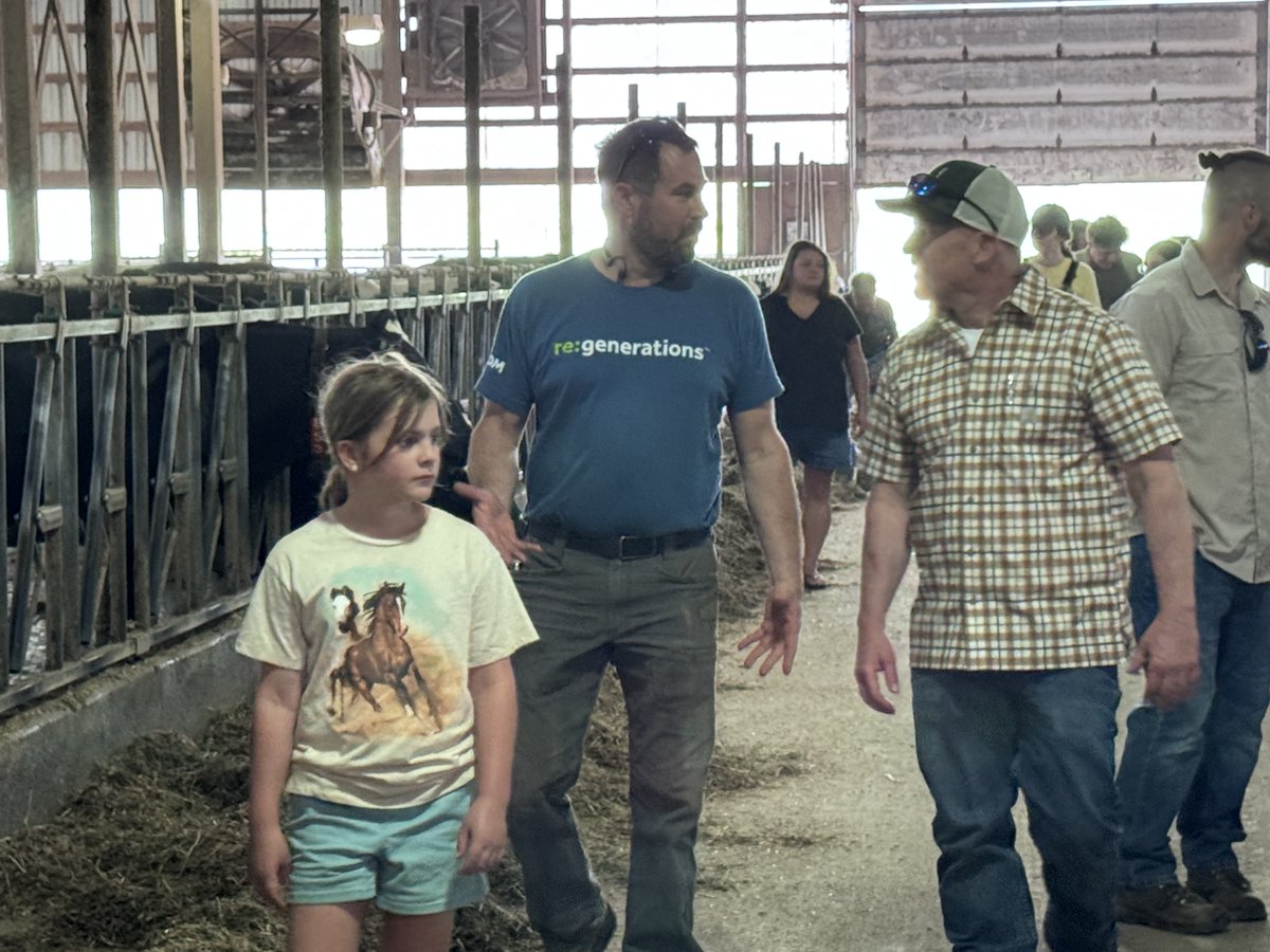 DrMattKleinMN's tweet image. Great trip to three farms today courtesy of Stu Lourey and Farmers Union. Learned so much, and so much more to learn from these inspiring farmers. Made some great friends, too.