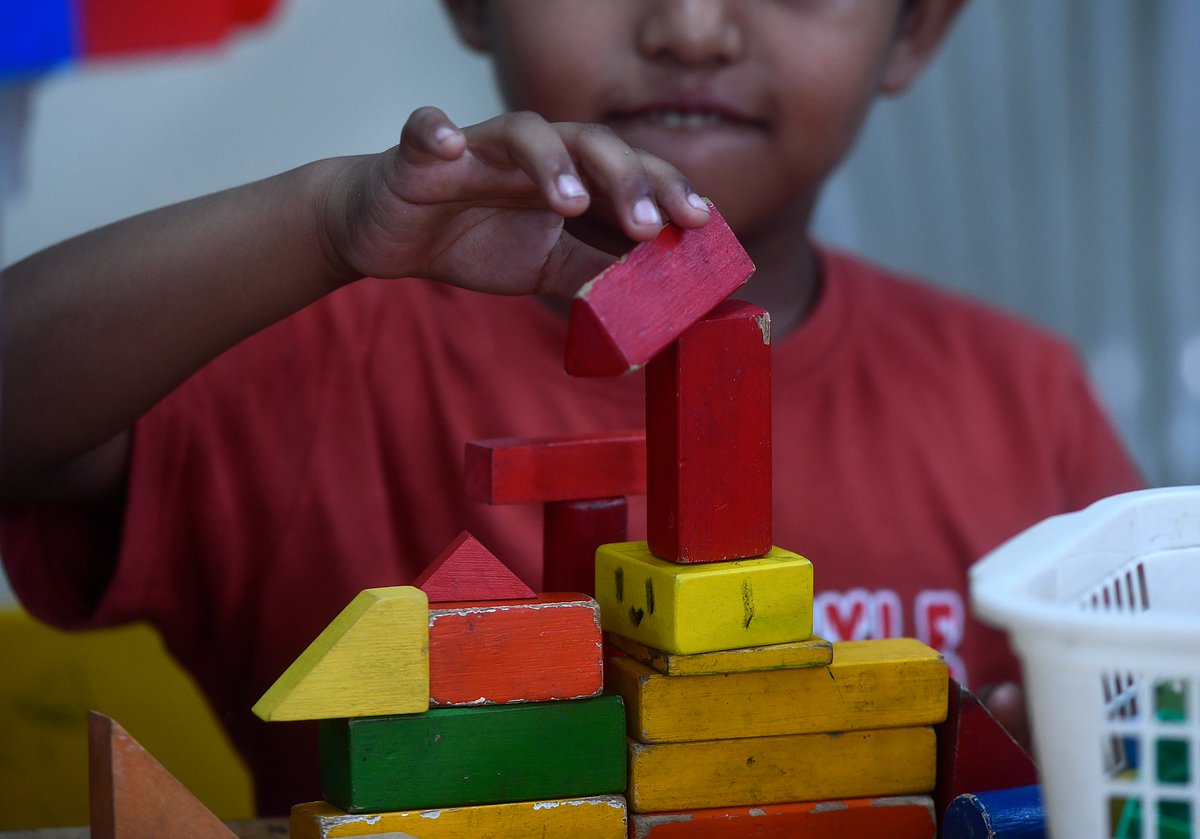 Más de 800 mil atenciones gratuitas mejoran la vida de personas con discapacidad en Guayaquil revistazonalibre.ec/2025/07/21/mas…