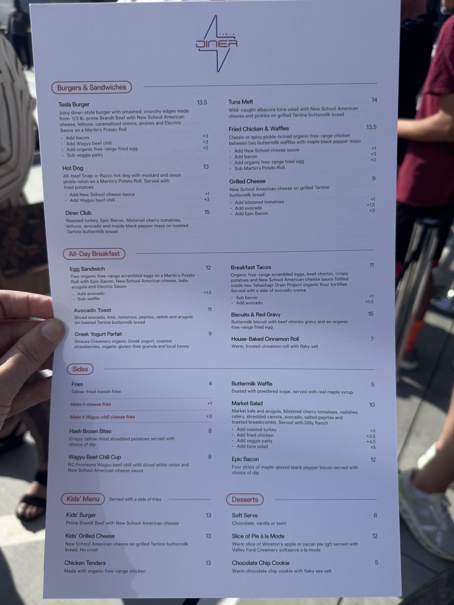 chattybird0306's tweet image. Full menu at the Tesla diner. They are giving out drinks and ice cream as well.