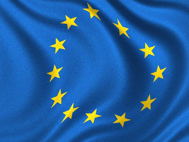 AEItech's tweet image. "If the EU wants its digital economy to flourish, it should spend less time redistributing data and more time removing the shackles that keep its businesses from competing on a global stage."
New from @drj_policy: aei.org/technology-and…