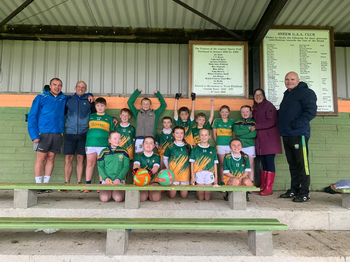 SkelligRangers's tweet image. Well done to our U10s who took part in the Sneem Blitz last Saturday.
Get all the latest news on the Skellig Rangers GAA app member.clubspot.app/club/skellig-r…