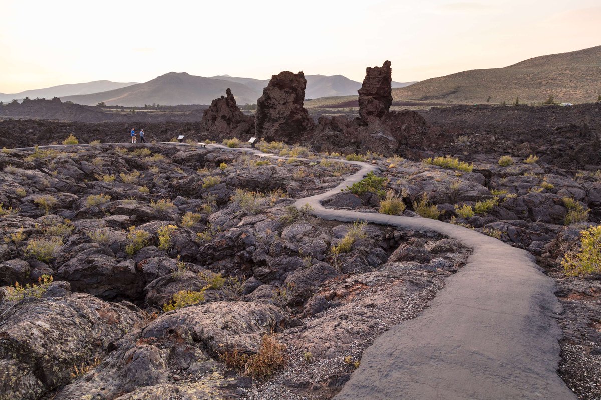 BLMNational's tweet image. Happy National Moon Day! 🌕✨
With its vast lava fields and rugged craters, Craters of the Moon National Monument in Idaho is a must-visit for adventure seekers! 🌋 Don’t forget your camera for those stunning shots!
Visit ➡️ ow.ly/sXGW50WqTzg.
📸Courtesy of National…