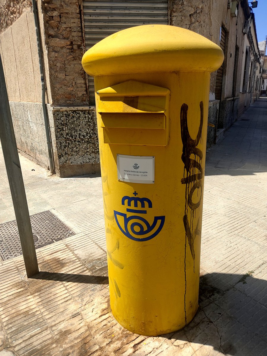antoniogvalera's tweet image. Todo un símbolo de una época.
Van quedando pocos...
Los Dolores #Cartagena