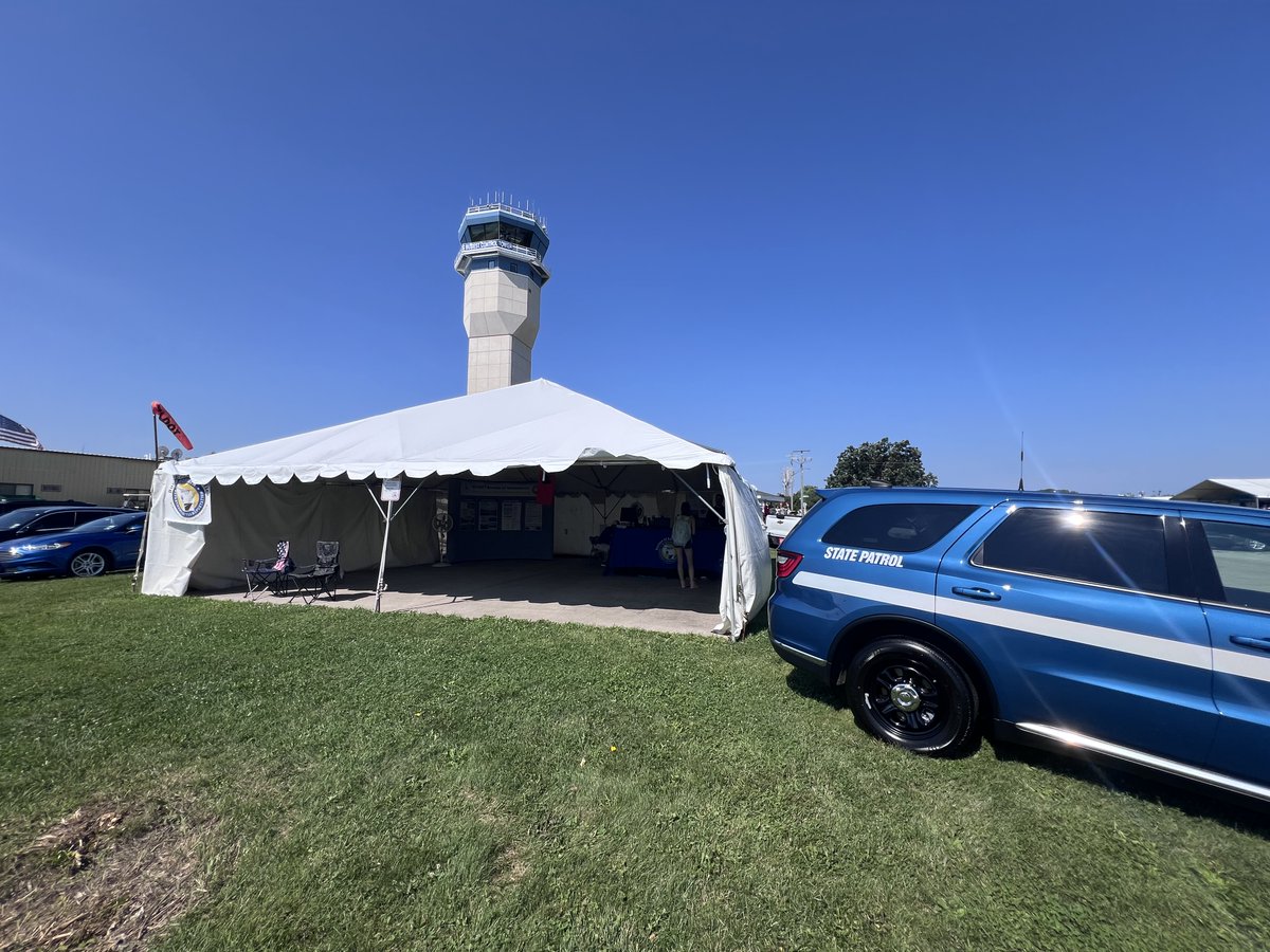WisconsinDOT's tweet image. WisDOT Bureau of Aeronautics staff and the @wistatepatrol are happy to be on-site at the EAA AirVenture event this week in Oshkosh. Our staff are helping distribute WI aviation info, provide weather updates, and more. Visit our booths and say hi! #OSH25