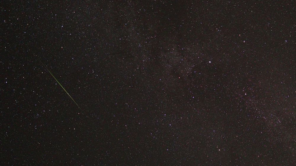 sjb_astro's tweet image. Tonight and the next two weeks offer a good opportunity to see early #Perseid meteors. During this time the Moon is out of the way, resulting in darker skies for meteor spotting. Observe after midnight for the best chance to see some #Perseids. #Astronomy #PerseidsMeteorShower