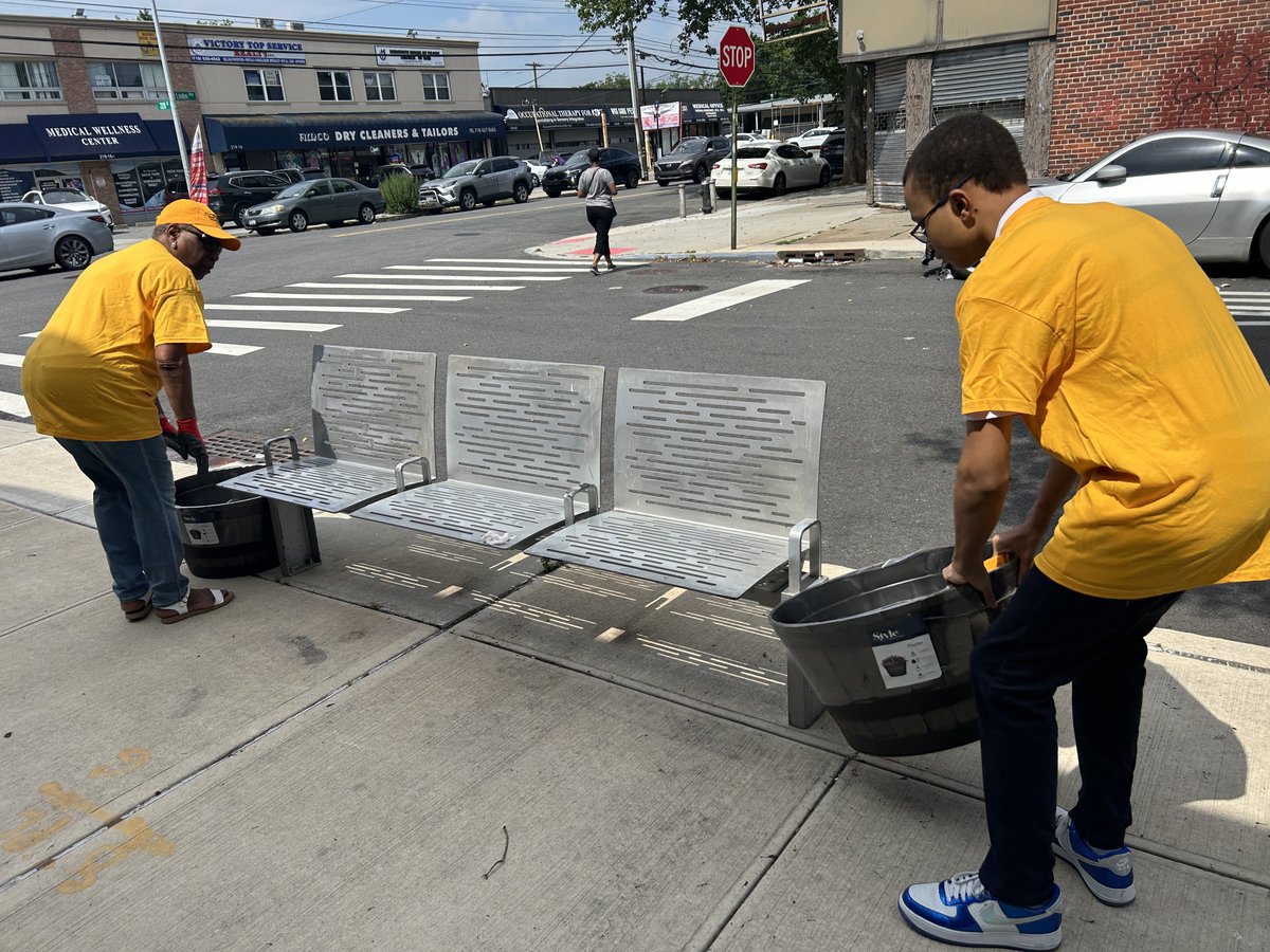 NYCAging's tweet image. Community uplift in full bloom! 🌿✨ This Alpha Phi Alpha Older Adult Center Beautification Project brought together volunteers, vision, and vibrant energy to transform the space into a warm, inviting place for older adults. #NYCAging