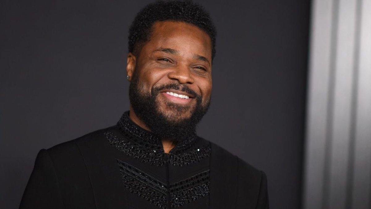Ha fallecido, a los 54 años, Malcolm-Jamal Warner, actor que interpretó al hijo de ‘La hora de Bill Cosby’. Se ha ahogado mientras nadaba en Costa Rica, arrastrado por las fuertes corrientes de resaca.