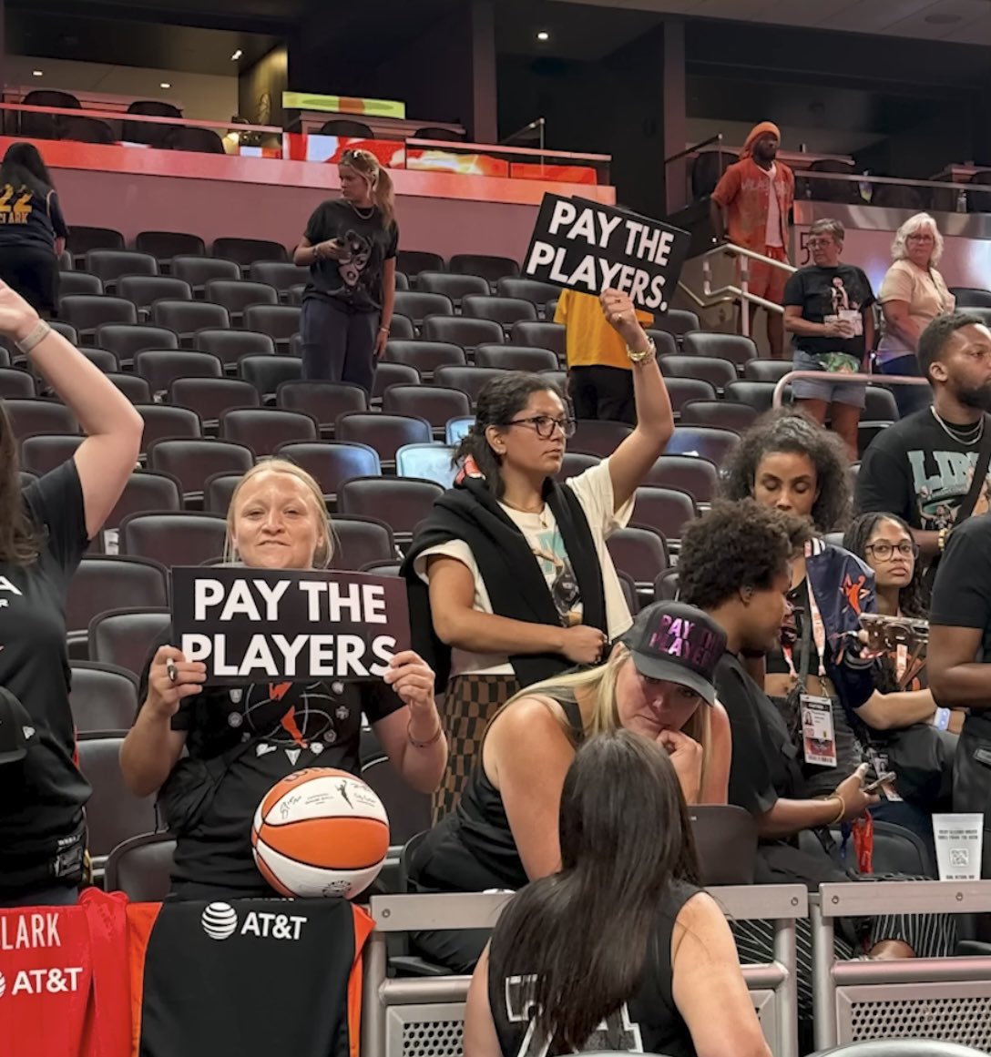 theORcon's tweet image. Look how empty those stands are 😆
The NCAA players should get paychecks much fatter than the WNBA players long before the WNBA players get an undeserved raise.
I think the WNBA should just be closed down at this point, the whole league has turned into a victim activist show…
