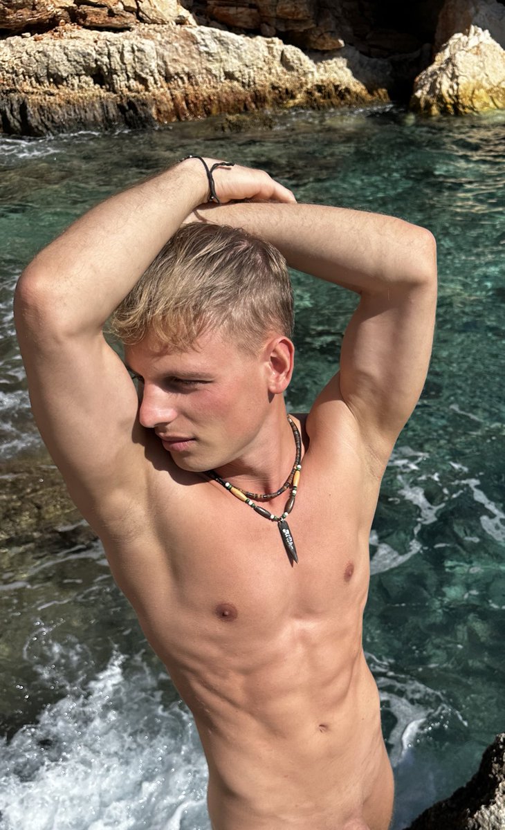 Need to go back to Mallorca like RN!

For those who want the uncut version… 😙